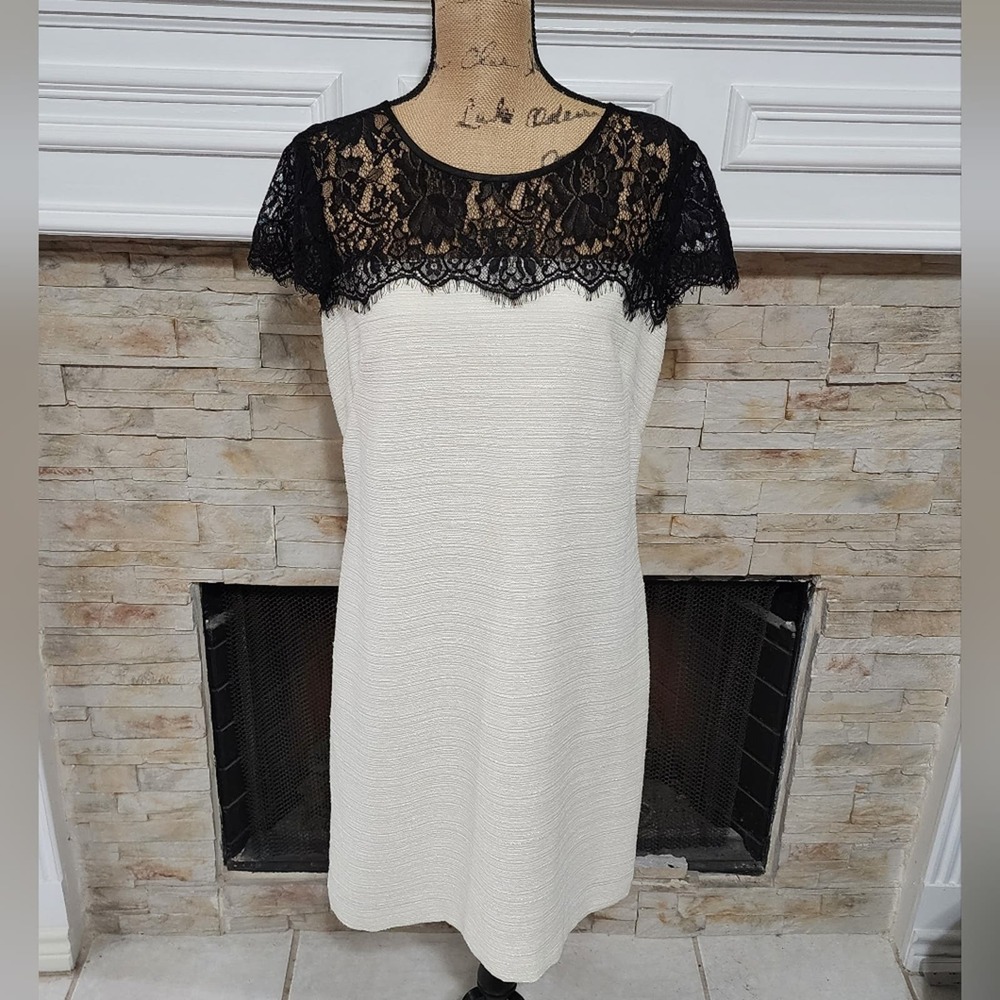 Leslie‎ Fay vintage black and cream lace yoke sheath dress size 8